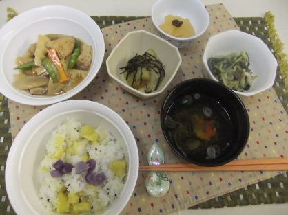 栄養課　文化の日・開院記念日・勤労感謝の日　特別メニューを提供いたしました