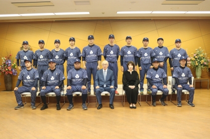 三愛病院野球部のユニフォームを新しくしました
