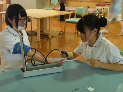 看護部　ふれあい看護体験