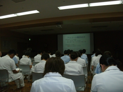 看護部　精神看護研修会を行いました