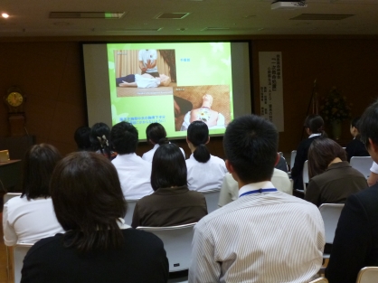 院内研修会「救急救命講習会」を行いました