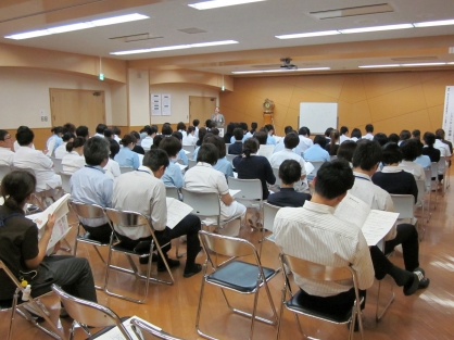 【教育研修委員会】接遇研修会を開催