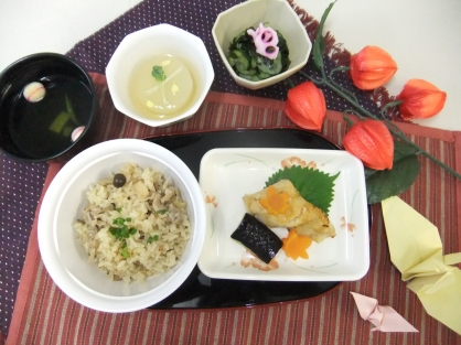 栄養課　敬老の日・秋分の日・十五夜の特別メニューを提供いたしました