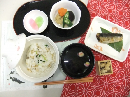 栄養課　節分・建国記念の日・バレンタインデーの特別メニューを提供いたしました