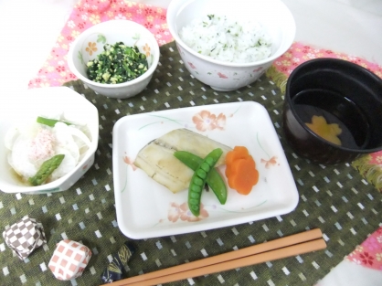 栄養課　ゴールデンウィークの特別食を提供いたしました②