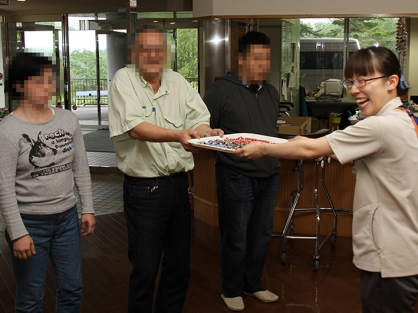 【精神科デイ・ナイトケア】6月の活動紹介「箸置きの寄贈」