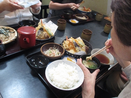 【OT】南2階病棟の患者さんと買い物ツアー