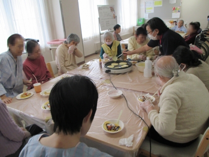 【精神OT】 南館2回病棟でひなまつりレクを開催